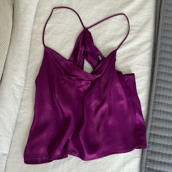 Zara Satin Open Back Top - Picture 4 of 4